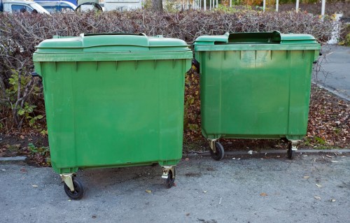 Professional business waste removal service in Highbury